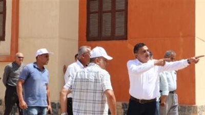 الإسكان: استمرار أعمال تطوير ورفع كفاءة الطرق بمدينة السادات