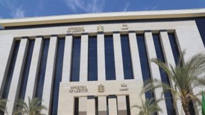 وزارة العمل تعلن عن ملتقى توظيفى يوفر 10 آلاف فرصة لشباب القاهرة.. التفاصيل