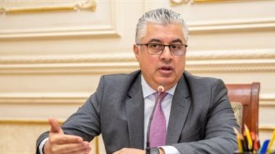  رئيس المنطقة الاقتصادية: نتفاوض مع مستثمرين لاستغلال أرصفة بميناء شرق بورسعيد