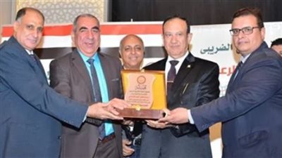 الضرائب: وزير المالية مهتم بالتواصل مع كل فئات المجتمع والاستماع لمقترحاتهم