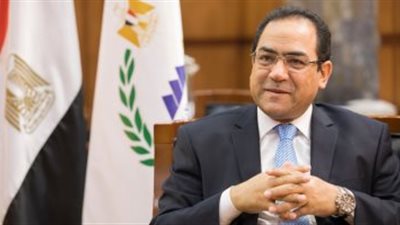 «التنظيم والإدارة» يبدأ اليوم تجربة تطبيق العمل من المنزل جزئيا