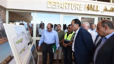 رئيس الوزراء يتفقد أعمال التطوير بمطار سانت كاترين الدولى