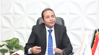 شعبة الاتصالات تناشد الرئيس السيسي الترشح لفترة جديدة