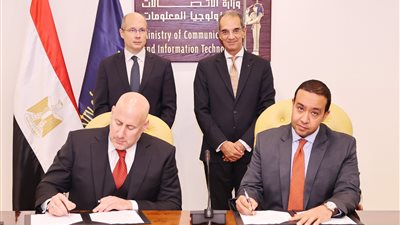  «الاتصالات»: مذكرة تفاهم لإنشاء كابل بحرى يربط بين مصر وألبانيا