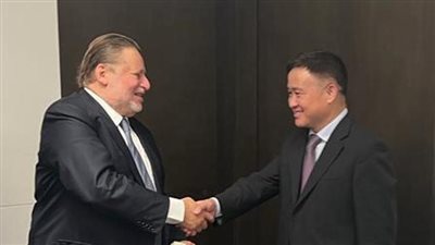 البنك المركزي المصري يلتقي بنظيره الصيني لتعزيز التعاون الاقتصادي بين البلدين في العاصمة بكين