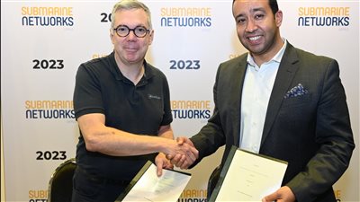 المصرية للاتصالات تعلن عن ربط  نظام الكابل البحري 