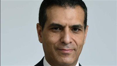 قرار بتعيين المستشار سامح الخِشِن متحدثا رسمياً لرئاسة مجلس الوزراء