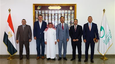 البريد المصري يبحث فرص التعاون في مجال 