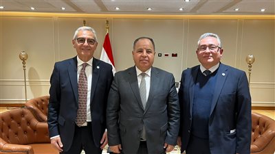 وزير المالية يلتقى بقيادات «الضرائب» مع انطلاق «موسم الإقرارات»