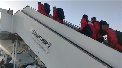  المنتخب الوطني يسافر إلى أبيدجان ..(صور)