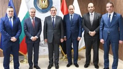 الملا يبحث مع وزير الطاقة البلغارى الفرص الاستثمارية المتاحة فى البترول والطاقة الخضراء