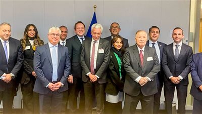 رئيس اقتصادية قناة السويس يلتقي ممثلي المفوضية الأوروبية في بروكسل