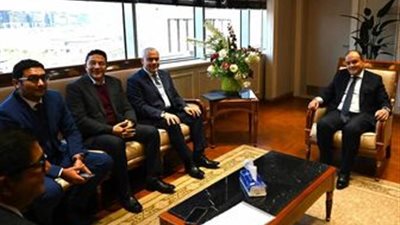 وزير الصناعة: شراكات مع شركات عالمية لإقامة مصانع لإنتاج المكثفات والمواتير