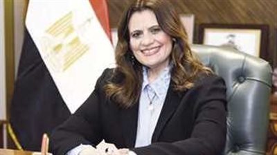 تعرف على شروط الاستفادة من مد مهلة مبادرة سيارات المصريين فى الخارج