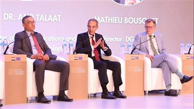 وزير الاتصالات: 400 شركة عالمية تقدم خدمات التعهيد من مصر إلى مختلف دول العالم 