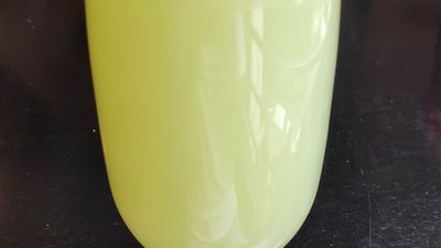 ما الذي يفعله بجسمك كوب من الماء والليمون على الريق؟