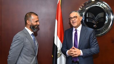 وفد من موريشيوس يبحث إنشاء مشروع لإعادة تدوير المخلفات الإلكترونية في مصر