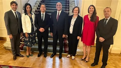  تنمية المشروعات يتعاون مع المؤسسات الفرنسية لتنفيذ المزيد من البرامج في مصر 