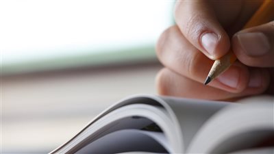 قرار هام من التعليم بشأن صرف 50 جنيها بدل الحصة لمعلمين سد العجز