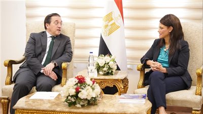 وزيرة التخطيط تبحث مع وزير الخارجية الإسباني تطوير العلاقات الاقتصادية المُشتركة
