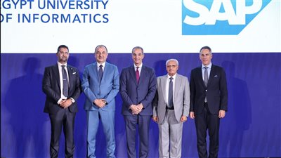 وزير الاتصالات: تقنيات الذكاء الاصطناعي ضرورة لتحقيق التنمية