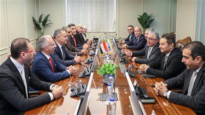  اقتصادية قناة السويس تطور 3.3 كم2 مع المطور الصناعي 