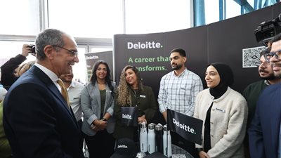  وزير الاتصالات يشهد الحفل السنوي لمعهد تكنولوجيا المعلومات