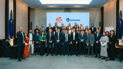 شراكة إستراتيجية بين 