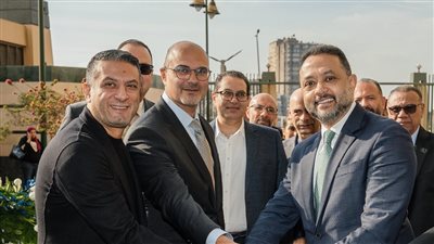 بنك الإمارات دبي الوطني – مصر يفتتح فرع نايل سيتي الجديد