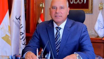 وزير الصناعة يلتقى مع المستثمرين بمحافظة بورسعيد بمقر هيئة التنمية الصناعية