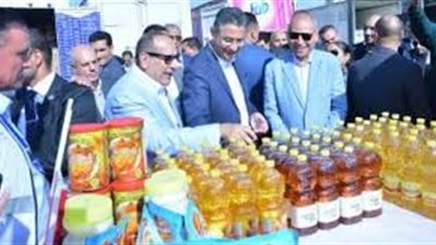 وزير التموين يفتتح سوق اليوم الواحد بالجمالية بتخفيضات تصل لـ30%