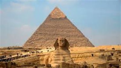 مصر تحقق  14 مليار دولار من عائدات السياحة خلال 11 شهرا