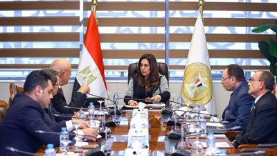 وزيرة التنمية المحلية تتابع ملفات التصالح على مخالفات البناء وتقييم القيادات بالمحافظات 