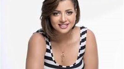 الحكم على منى فاروق بتهمة الاعتداء على القيم الأسرية الأربعاء المقبل