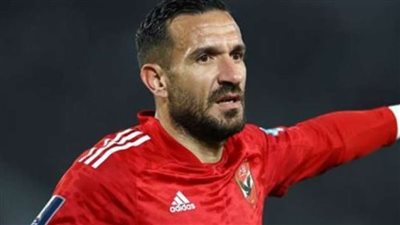 كولر يجهز علي معلول لمباراة القمة أمام الزمالك