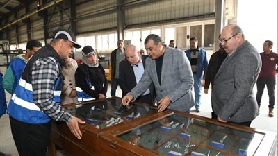 وزير الإنتاج الحربي يتفقد “حلوان لمحركات الديزل” ويشدد على تحسين الأداء والجودة