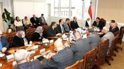 وزيرا البترول والإسكان يبحثان تعزيز التعاون بين الهيئات التابعة لتسريع تنفيذ المشروعات