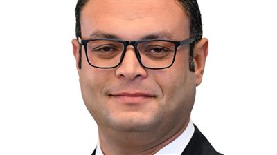 وزير الإسكان يبحث مع الهيئة الهندسية مستجدات مشروعات تحلية المياه والمرافق