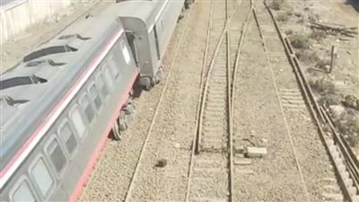عاجل..خروج قطار الإسكندرية عن القضبان قرب محطة طنطا دون إصابات 