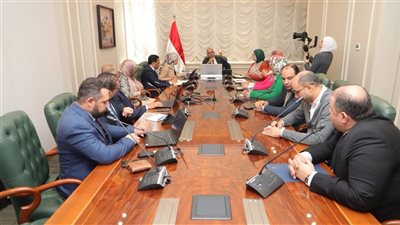 وزير العمل يوجه بسرعة «ميكنة ورقمنة» برنامج تشغيل العمالة غير المنتظمة