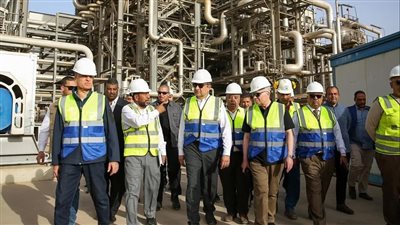 استثمارات تتجاوز 20 مليار جنيه لإنشاء مصنعي حامض النيتريك ونترات الأمونيوم بأسوان