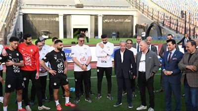 وزير الرياضة يهنئ المنتخب الوطني بالفوز على إثيوبيا