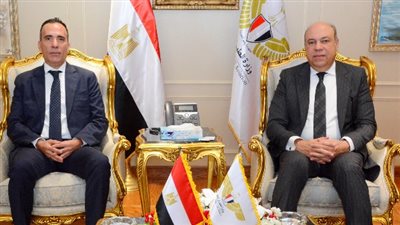 وزير الطيران يبحث مع وفد “سيتا” العالمية سبل التعاون في التحول الرقمي 