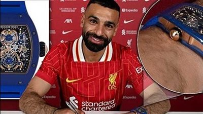 محمد صلاح يختار ساعة Richard Mille النادرة لتوقيع عقده مع ليفربول