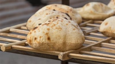 التموين:لا مساس بسعر رغيف العيش المدعم ..وزيادة طفيفة بالخبز السياحي