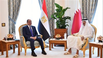 الرئيس السيسي يلتقي أمير قطر في مستهل جولته الخليجية