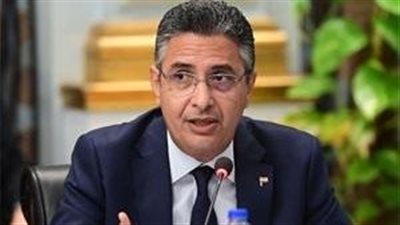 وزير التموين يقرر مد فترة صرف السلع الخاصة بالمنحة الإضافية حتى نهاية مايو 2025