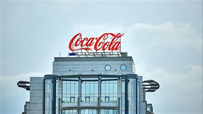 قضية ضد “بيبسيكو”: اتهامات بتضليل المستهلكين والمساهمة في أزمة النفايات البلاستيكية