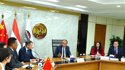 وزير قطاع الأعمال يستقبل وفدًا صينيًا يضم 37 مستثمرًا
