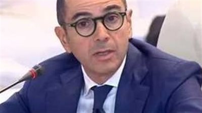 وزير الاستثمار يستعرض برنامج رد الأعباء التصديرية الجديد للفترة 2025/2026 – 2027/2028